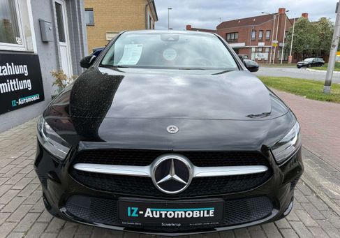 Mercedes-Benz A 180, 2022