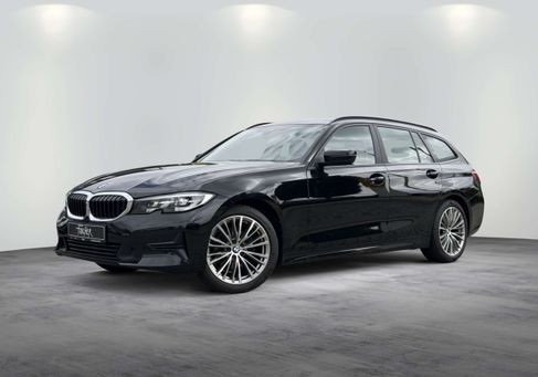 BMW 320, 2022