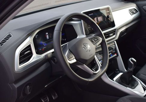Volkswagen T-Roc, 2025
