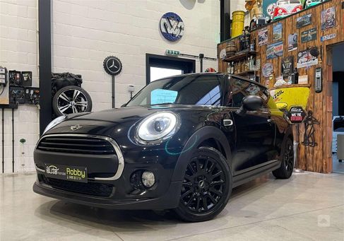 MINI ONE, 2016