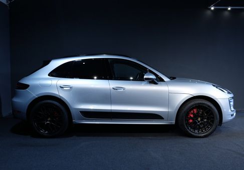 Porsche Macan, 2018