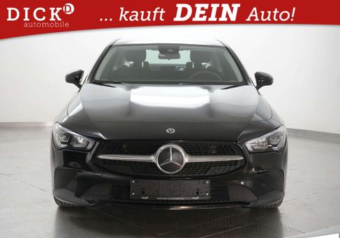 Mercedes-Benz CLA 200, 2022