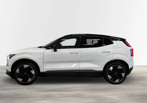 Volvo EX30, 2024 3
