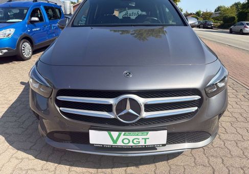 Mercedes-Benz B 180, 2019