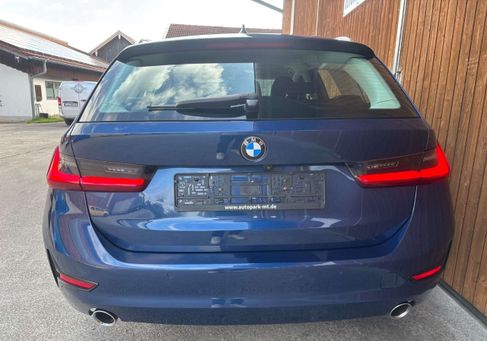 BMW 320, 2022