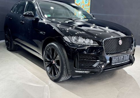 Jaguar F-Pace, 2019