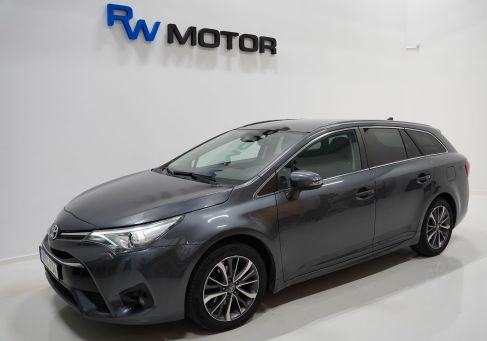 Toyota Avensis, 2015