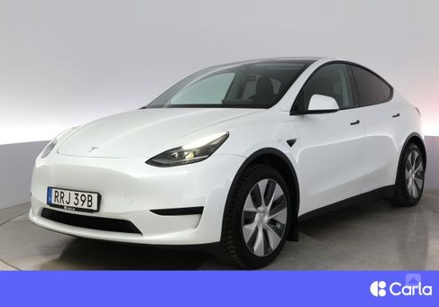 Tesla Model Y, 2024