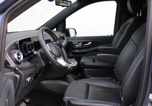 Mercedes-Benz V 300, 2024