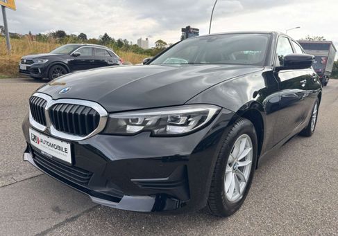 BMW 320, 2022