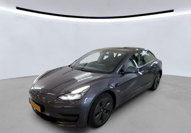 Tesla Model 3, 2021