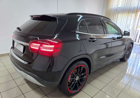 Mercedes-Benz GLA 200, 2019 3