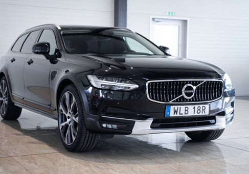 Volvo V90 Cross Country, 2020