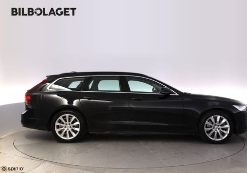 Volvo V90, 2022