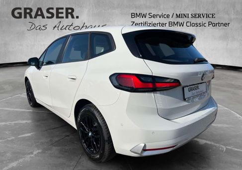 BMW 218, 2022 3