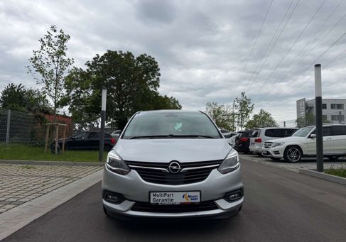 Opel Zafira, 2019
