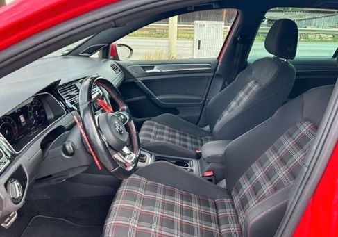 Volkswagen Golf, 2019 3