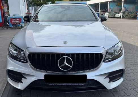 Mercedes-Benz E 220, 2019