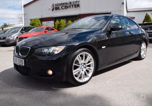 BMW 325, 2009