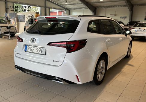 Toyota Corolla, 2024 3