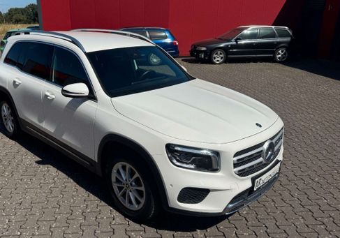 Mercedes-Benz GLB 200, 2020