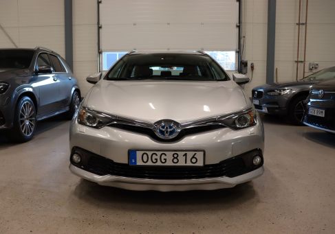 Toyota Auris Touring Sports, 2016