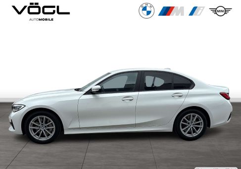 BMW 330, 2020