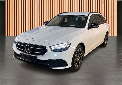 Mercedes-Benz E 300, 2021