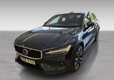 Volvo V60 Cross Country, 2024