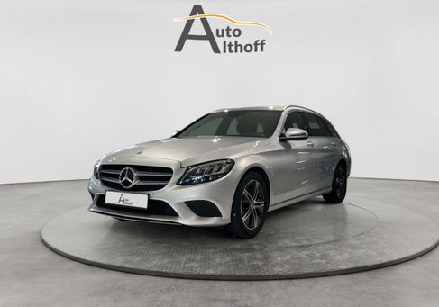 Mercedes-Benz C 200, 2021 3