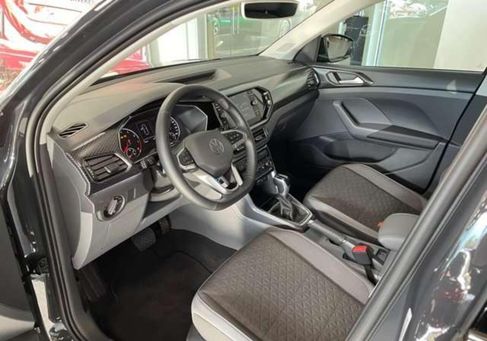 Volkswagen T-Cross, 2021