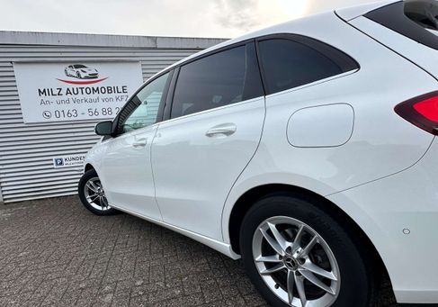 Mercedes-Benz B 180, 2019