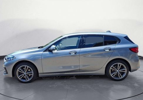 BMW 118, 2023