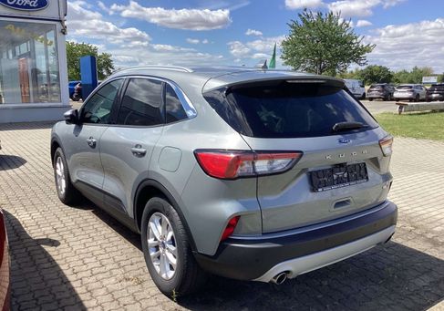 Ford Kuga, 2022