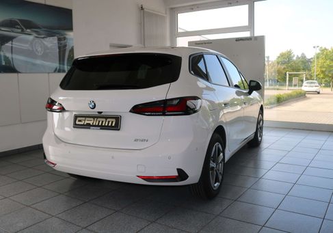 BMW 218, 2024 3