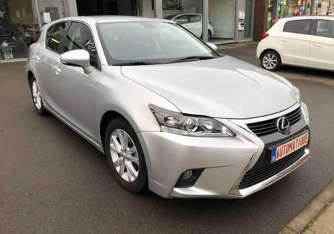 Lexus CT, 2016