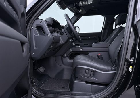 Land Rover Defender, 2026
