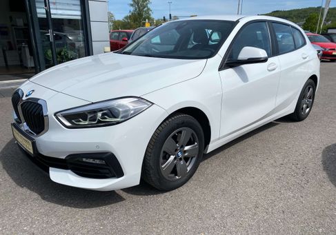 BMW 118, 2020
