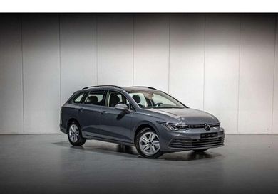 Volkswagen Golf, 2023