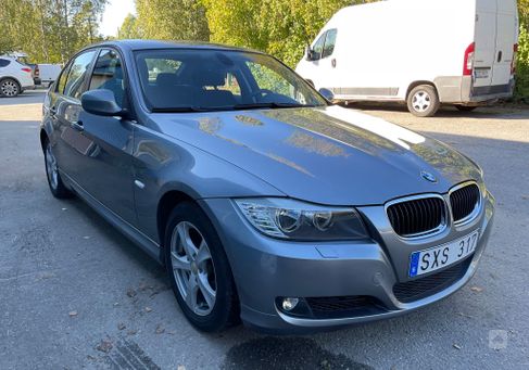 BMW 316, 2009