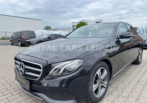 Mercedes-Benz E 220, 2018 3
