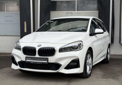 BMW 220, 2022
