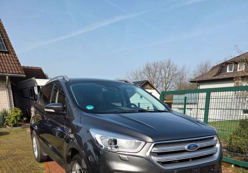 Ford Kuga, 2019