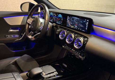 Mercedes-Benz A 180, 2022