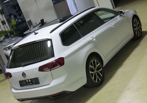 Volkswagen Passat Variant, 2024 3