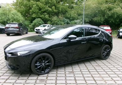 Mazda 3, 2025