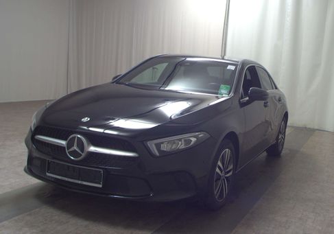 Mercedes-Benz A 250, 2022