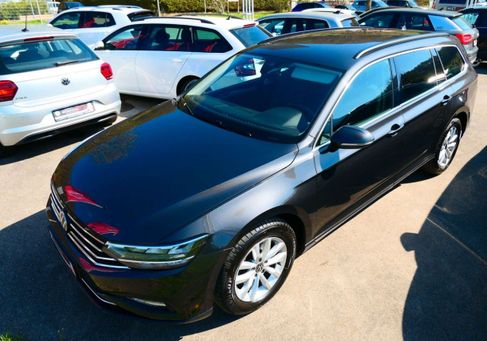 Volkswagen Passat Variant, 2023 3
