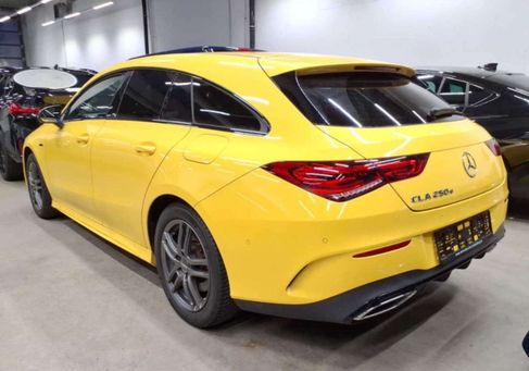 Mercedes-Benz CLA 250, 2021