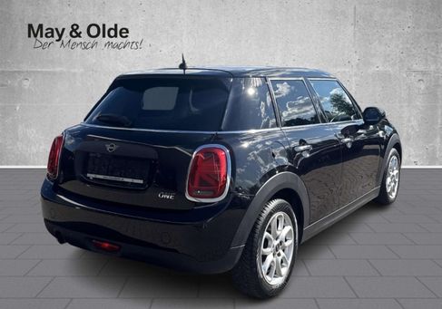 MINI ONE, 2019
